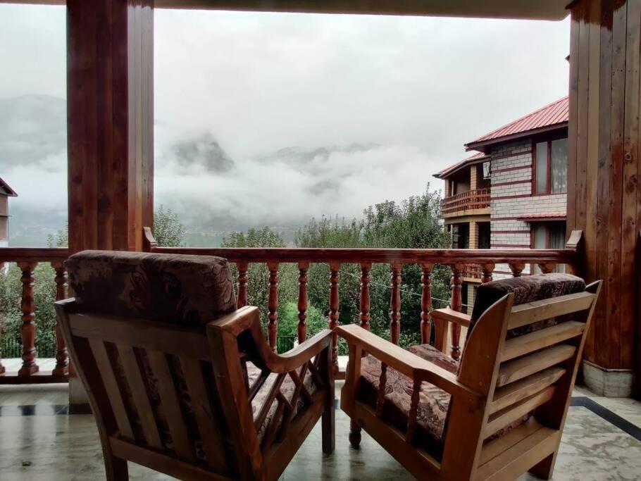 Aroma Taru Villa / Cottage ,Manali Екстериор снимка
