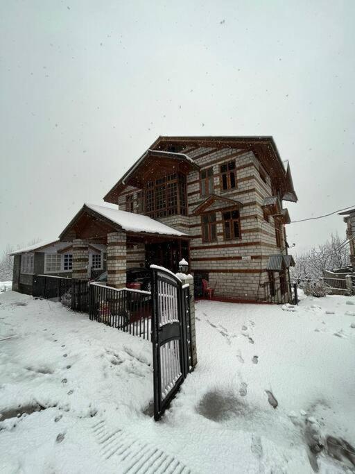 Aroma Taru Villa / Cottage ,Manali Екстериор снимка